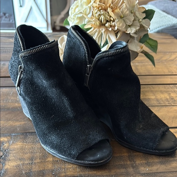 Lucky Brand Shoes - Lucky Brand Black Suede Ankle Booties